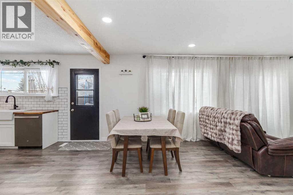 Dining Room - 247 Cornwall Drive, Fort Mcmurray, AB - Indoor