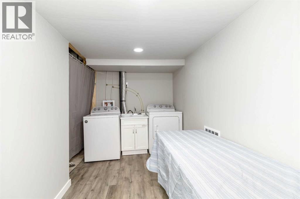 Laundry Room - 247 Cornwall Drive, Fort Mcmurray, AB - Indoor Photo Showing Laundry Room