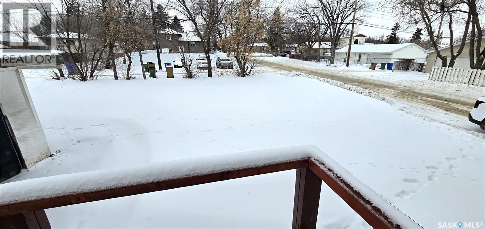 700 Montague Street, Regina, SK - Outdoor