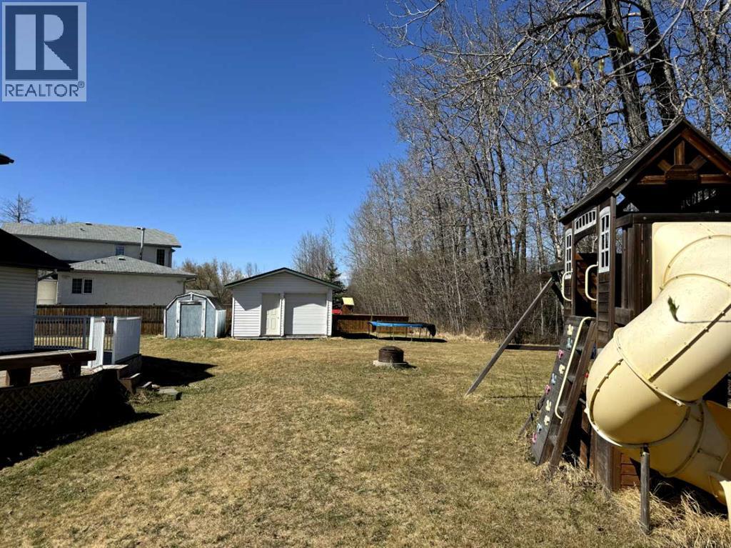 23 Springwood Drive Ne, Slave Lake, AB - Outdoor