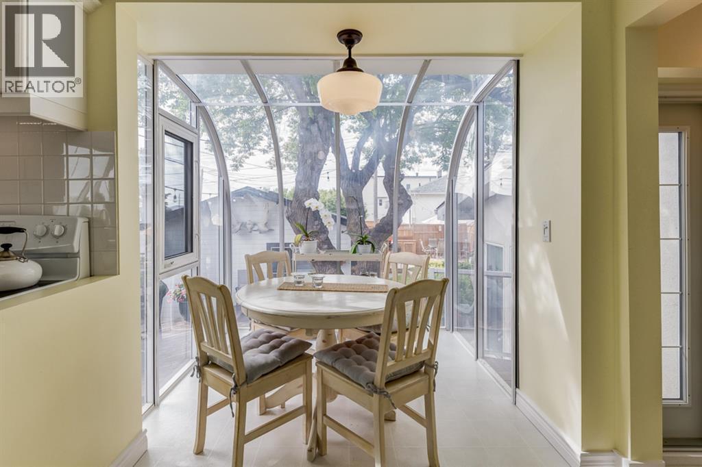 817 17 Avenue Se, Calgary, AB - Indoor Photo Showing Dining Room