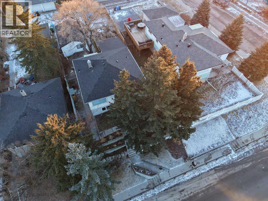 817 17 Avenue Se, Calgary, AB - Outdoor With View