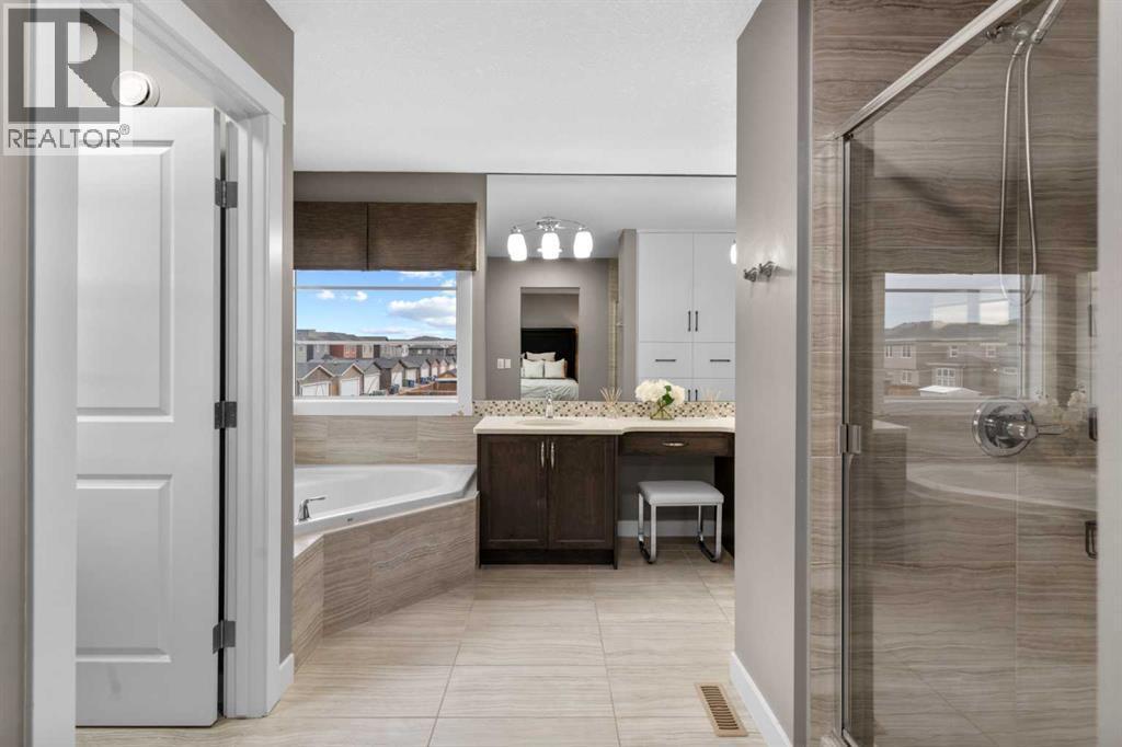 5pc Ensuite - 134 Cornerstone Circle Ne, Calgary, AB - Indoor Photo Showing Bathroom