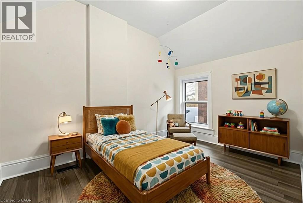 bedroom 3 Virtually Staged - 244 N Wellington Street N, Hamilton, ON - Indoor Photo Showing Bedroom