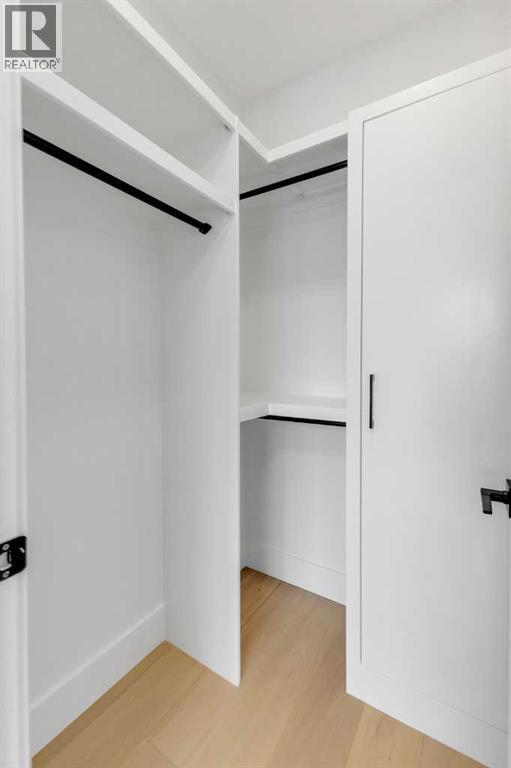 629 21 Avenue Nw, Calgary, AB - Indoor