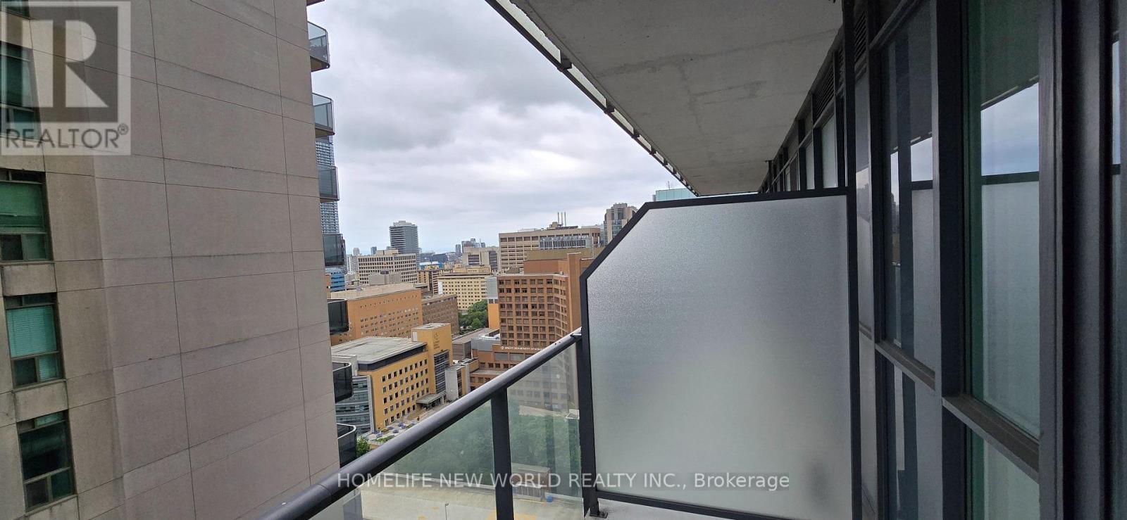 2208 - 770 Bay Street, Toronto, ON - Outdoor With Balcony With Exterior