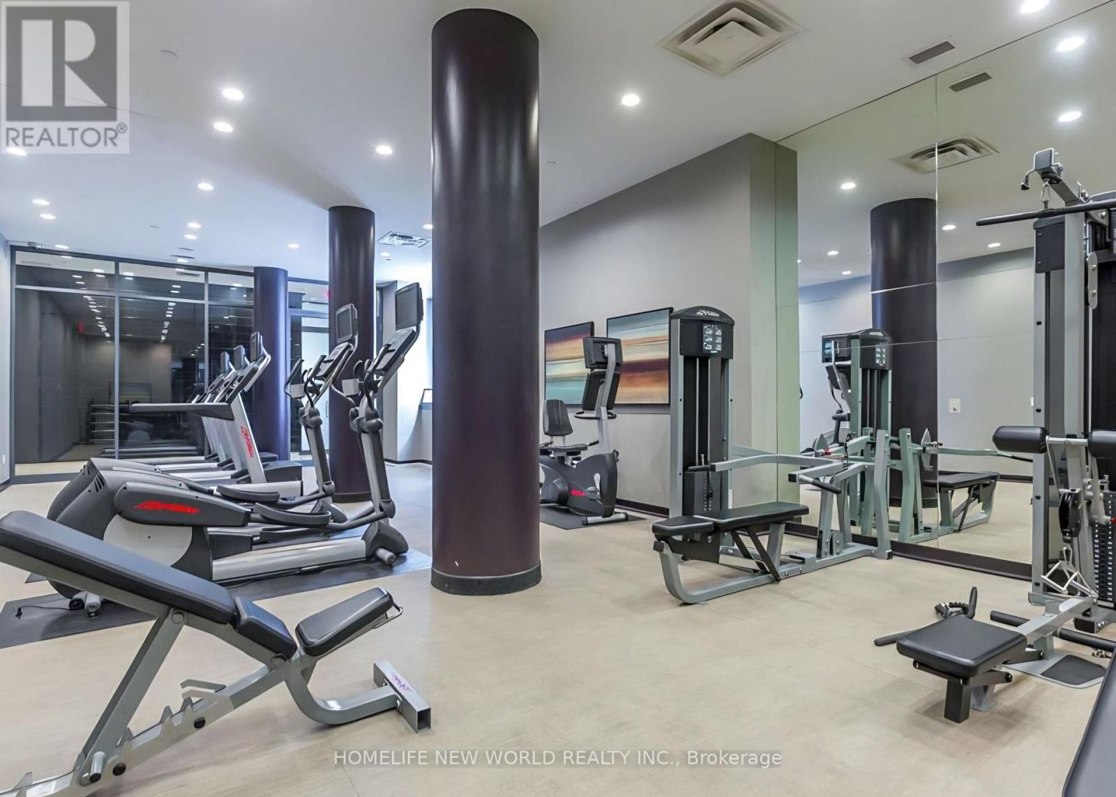 2208 - 770 Bay Street, Toronto, ON - Indoor Photo Showing Gym Room