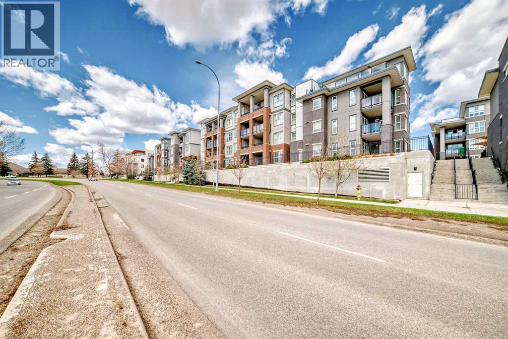 3210, 95 Burma Star Road Sw, Calgary, AB - Outdoor With Balcony With Facade