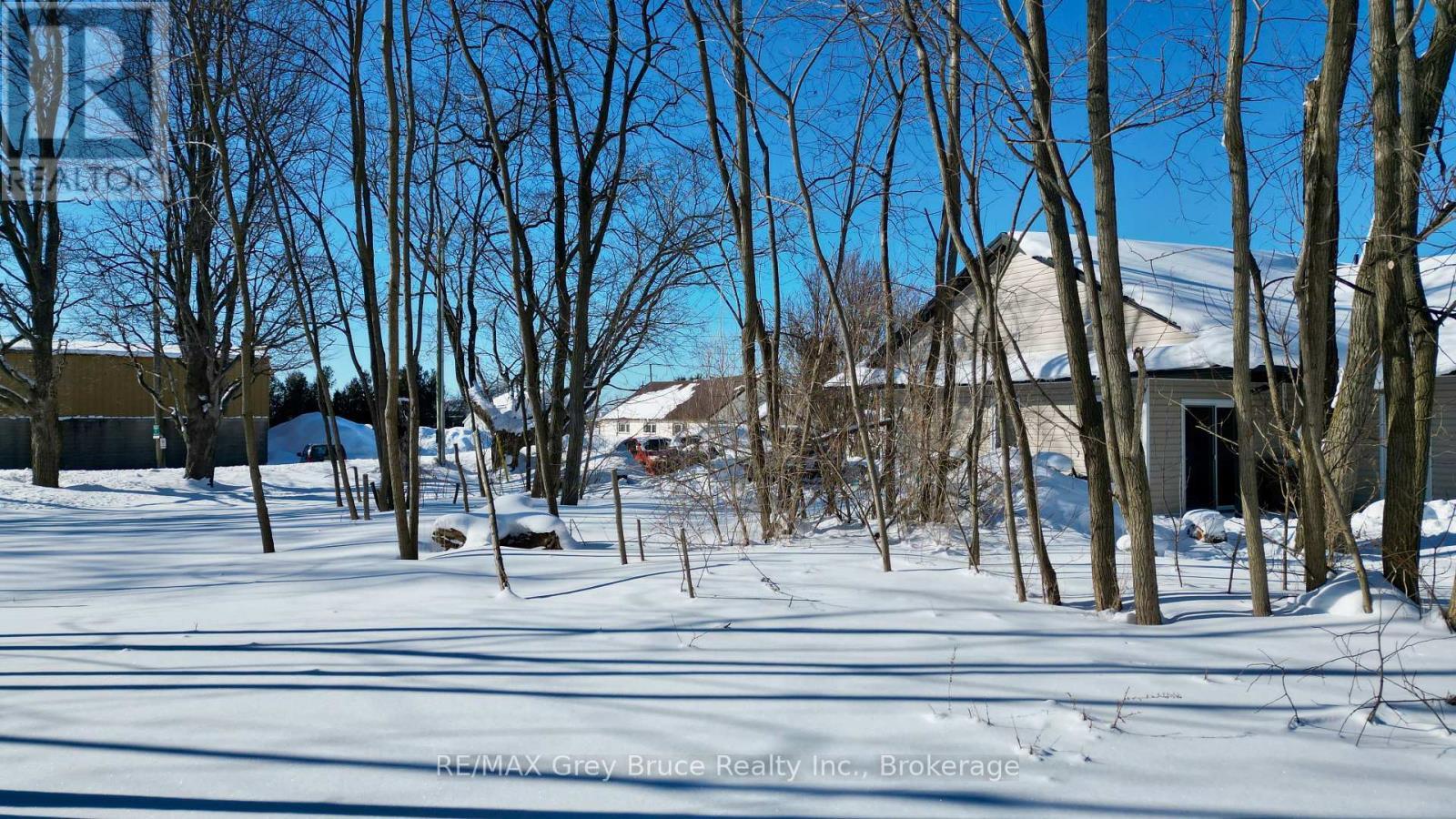 15 Tackabury Street, Northern Bruce Peninsula, ON