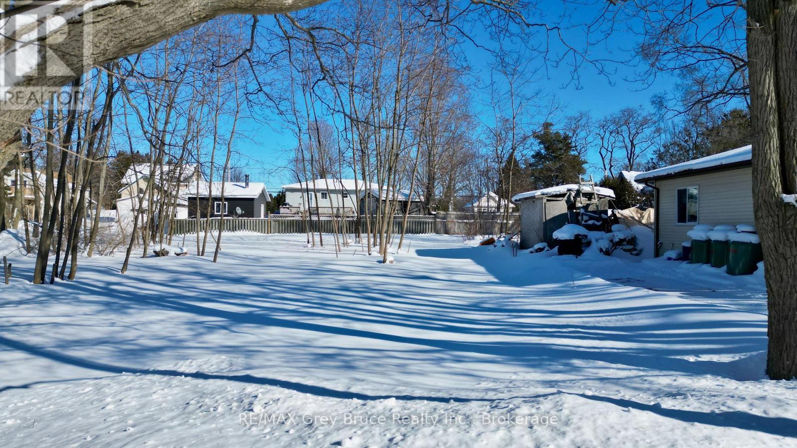 15 Tackabury Street, Northern Bruce Peninsula, ON