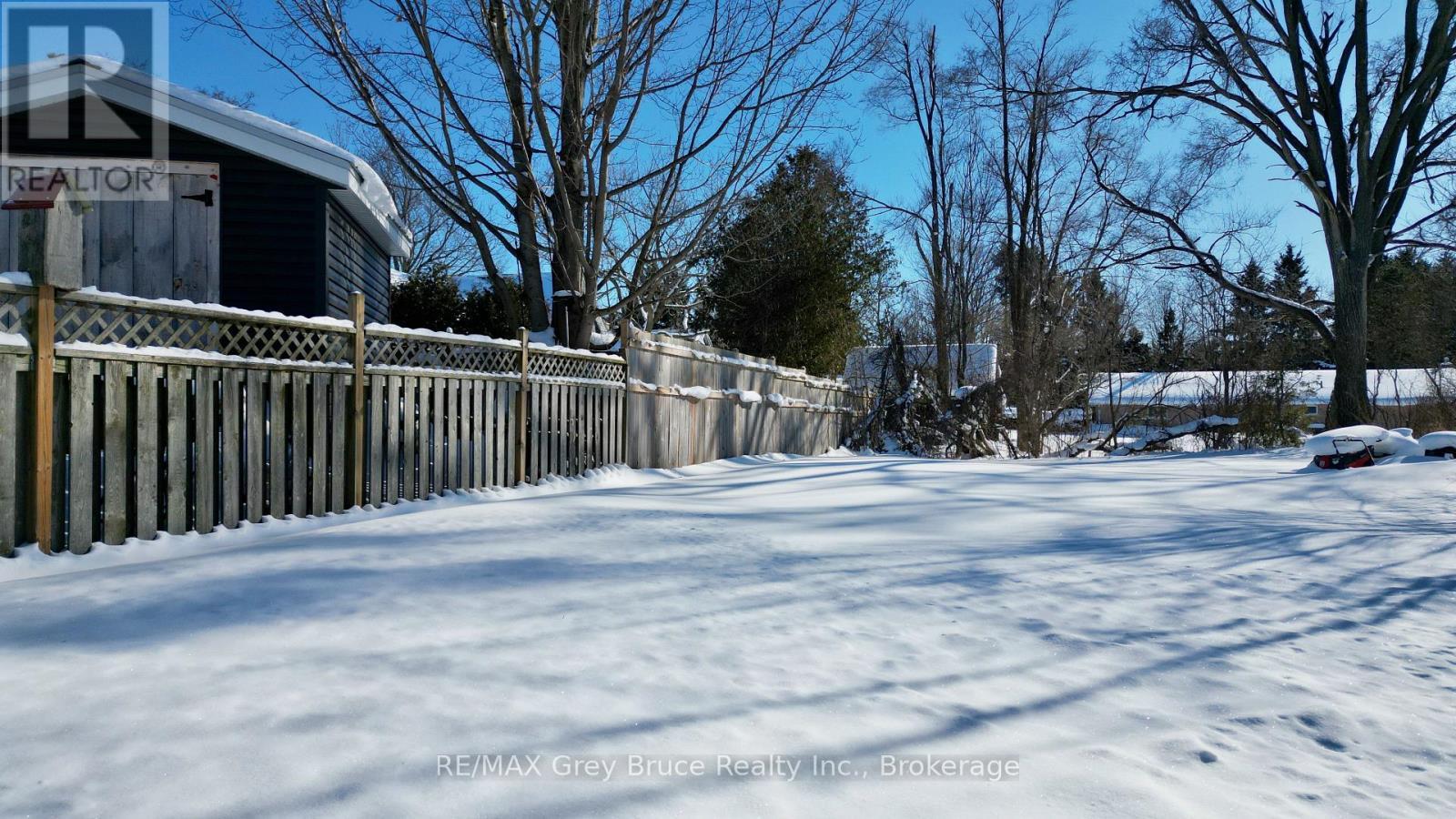 15 Tackabury Street, Northern Bruce Peninsula, ON