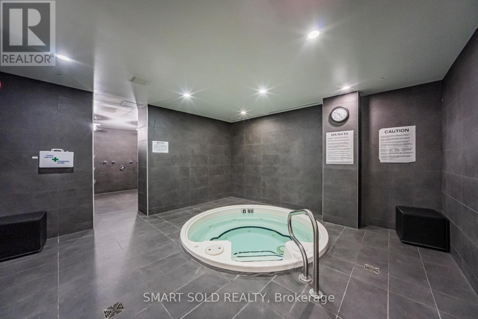 3203 - 5 St Joseph Street, Toronto, ON - Indoor