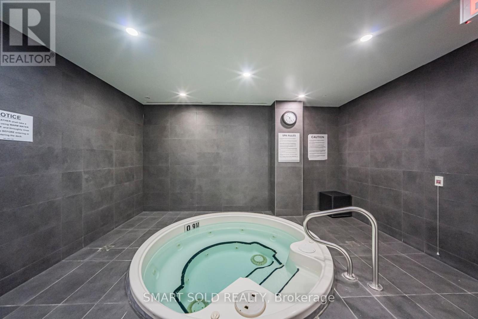 3203 - 5 St Joseph Street, Toronto, ON - Indoor