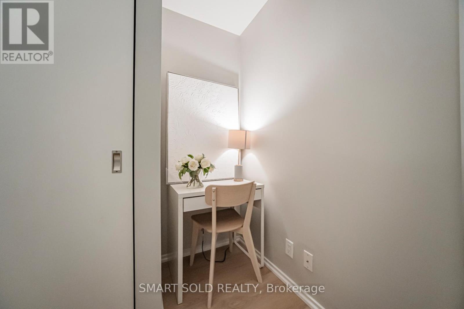 3203 - 5 St Joseph Street, Toronto, ON - Indoor Photo Showing Other Room