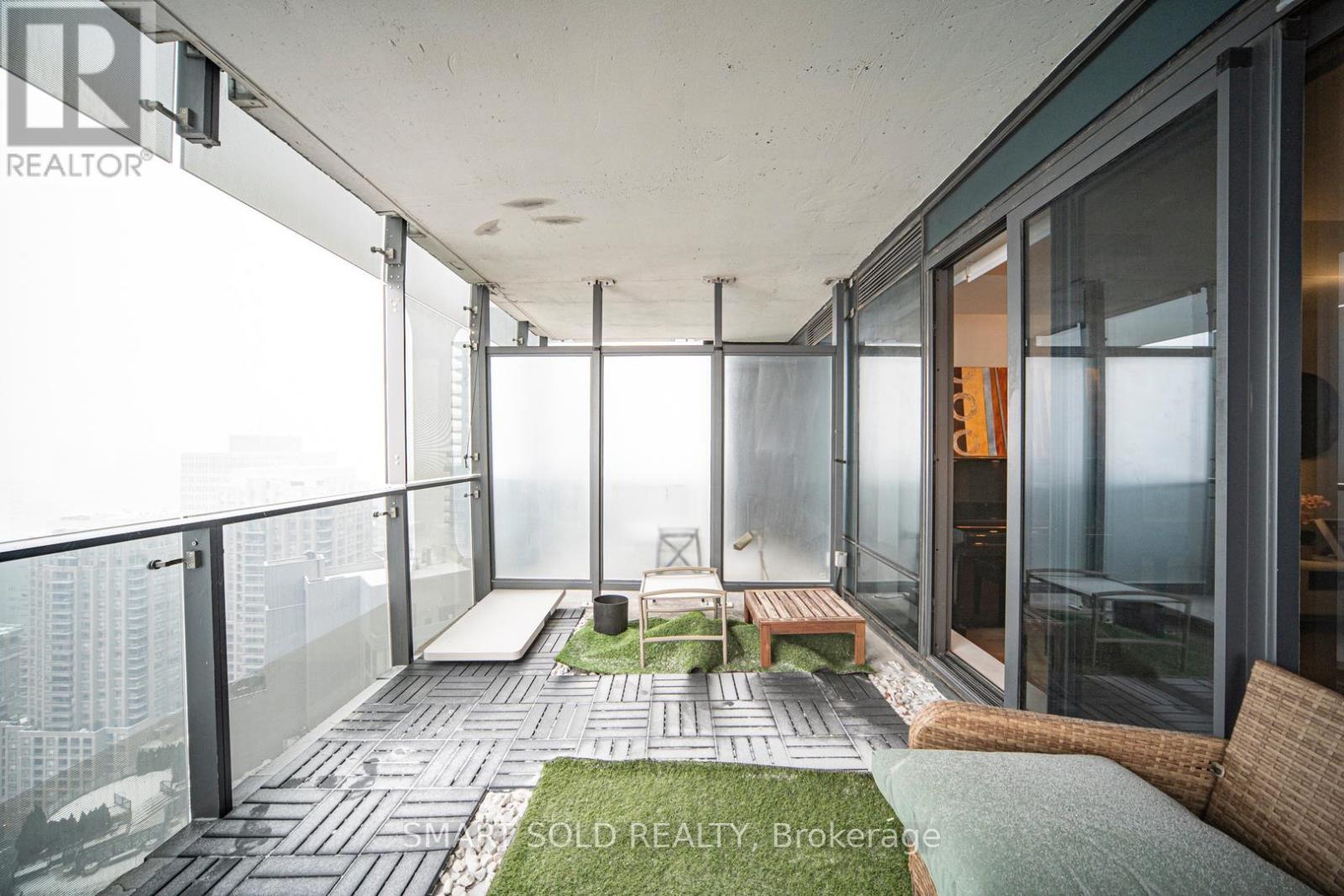 3203 - 5 St Joseph Street, Toronto, ON - Outdoor With Balcony With Exterior