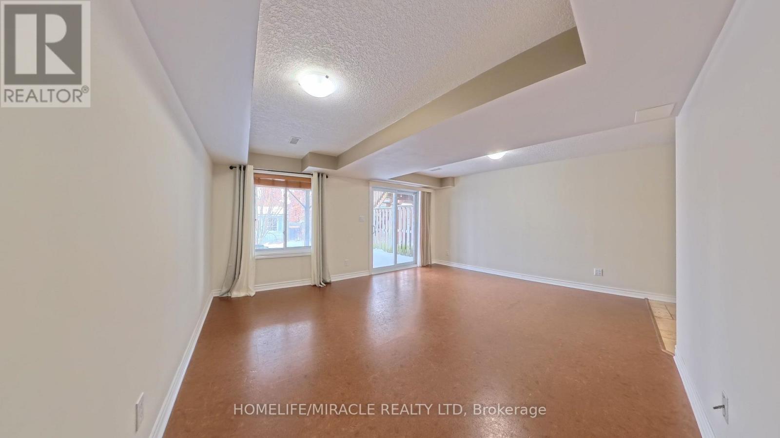 919 Zeller Crescent, Kitchener, ON - Indoor Photo Showing Other Room