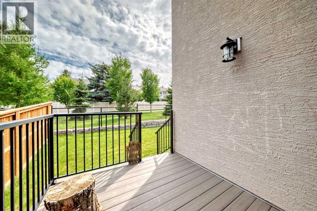 41 Shawnee Green Sw, Calgary, AB - Outdoor