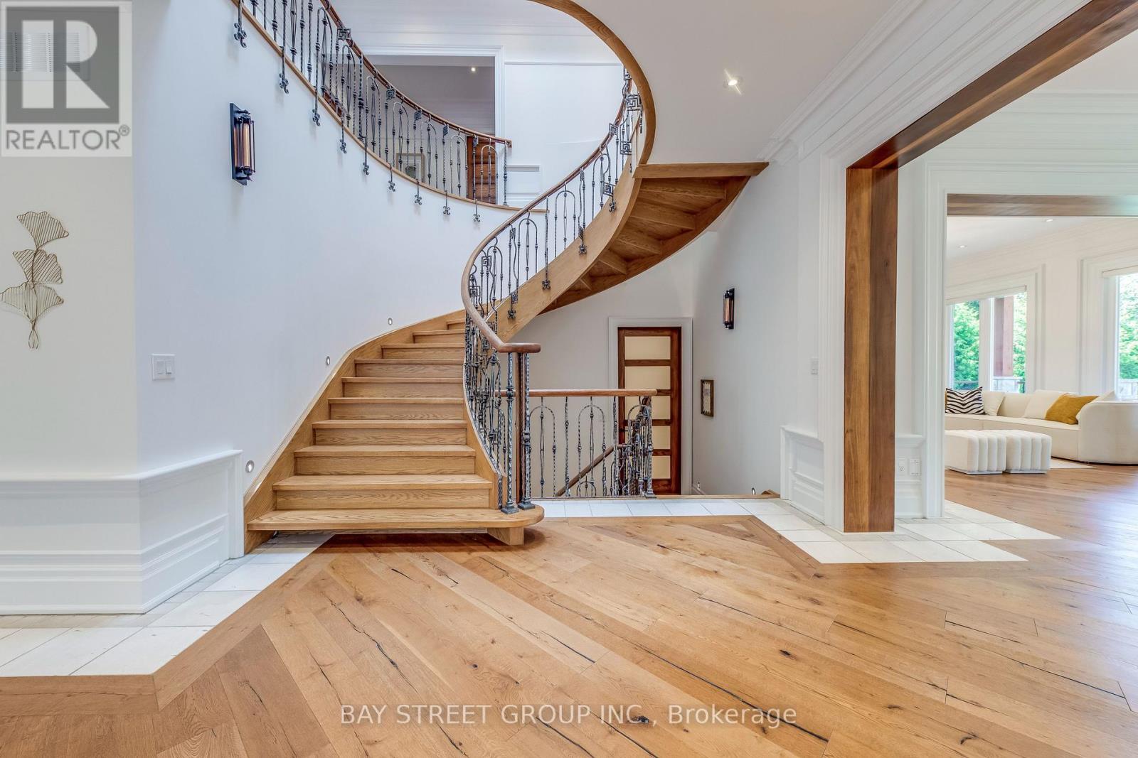 132 Crestwood Road, Vaughan, ON - Indoor Photo Showing Other Room
