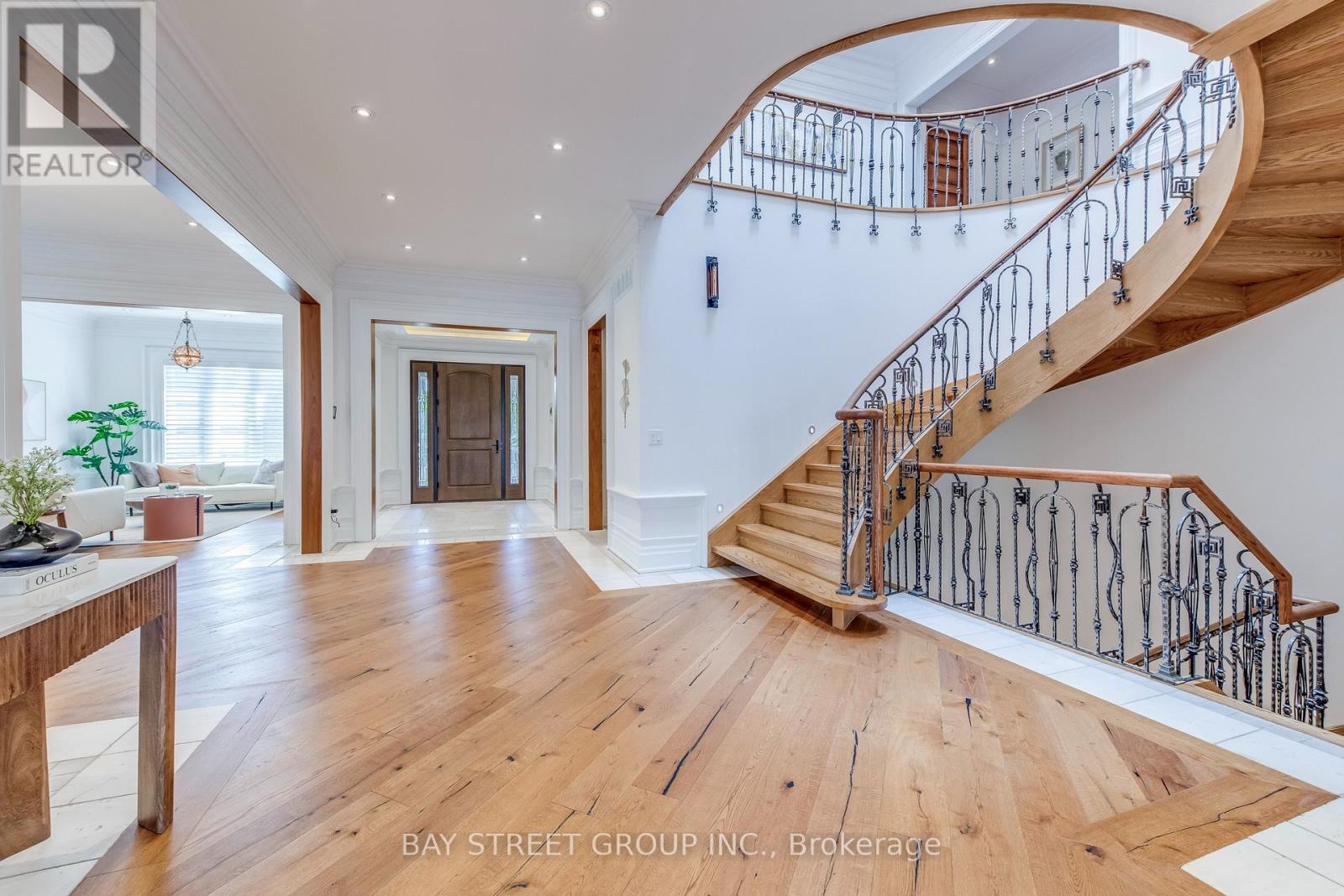 132 Crestwood Road, Vaughan, ON - Indoor Photo Showing Other Room