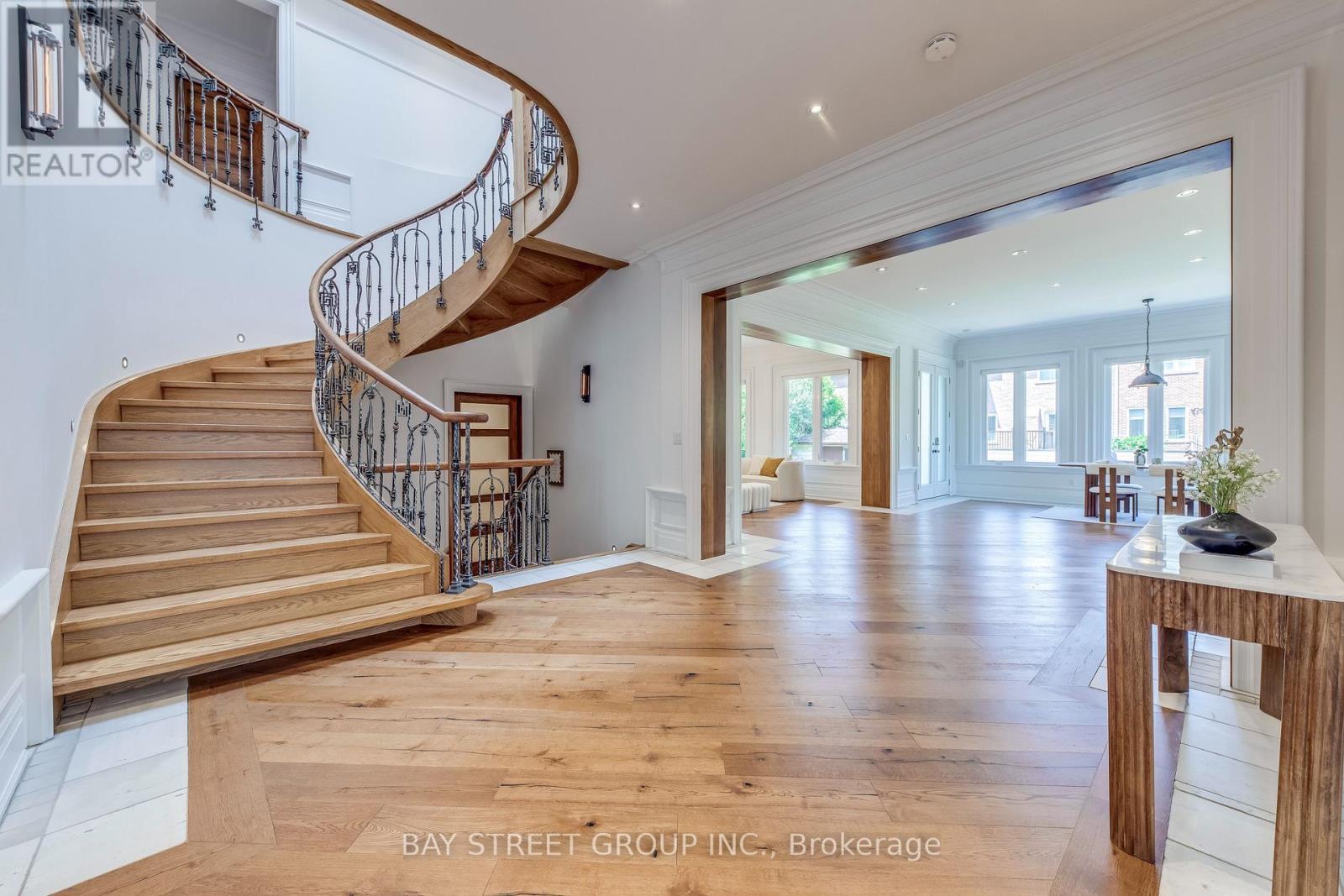 132 Crestwood Road, Vaughan, ON - Indoor Photo Showing Other Room