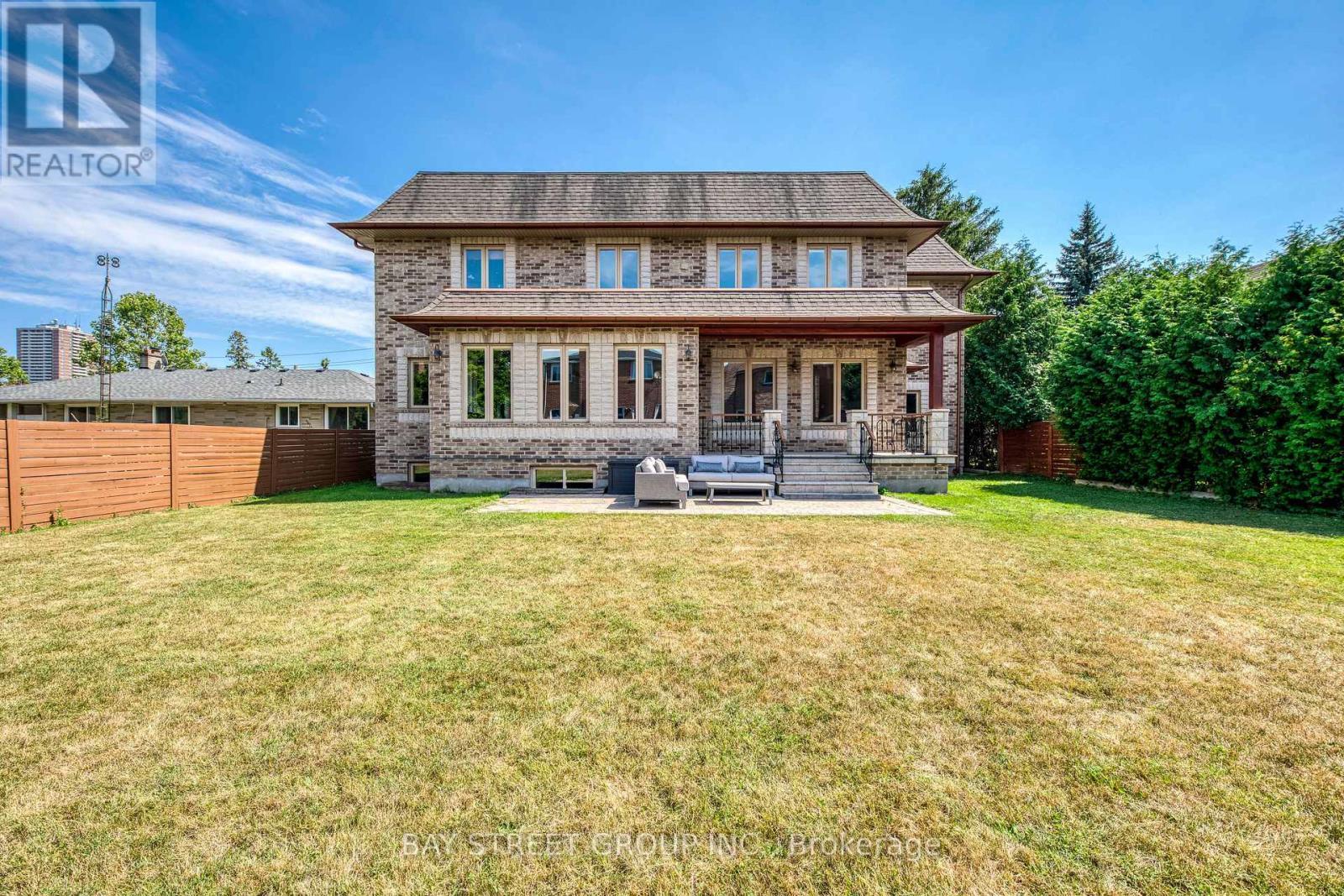 132 Crestwood Road, Vaughan, ON - Outdoor With Deck Patio Veranda