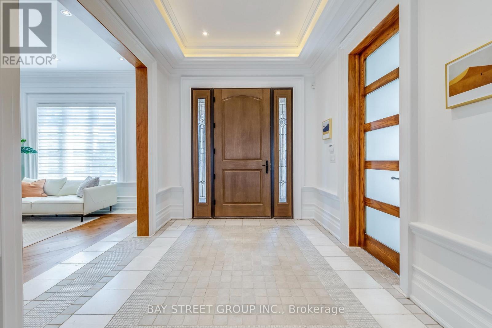 132 Crestwood Road, Vaughan, ON - Indoor Photo Showing Other Room