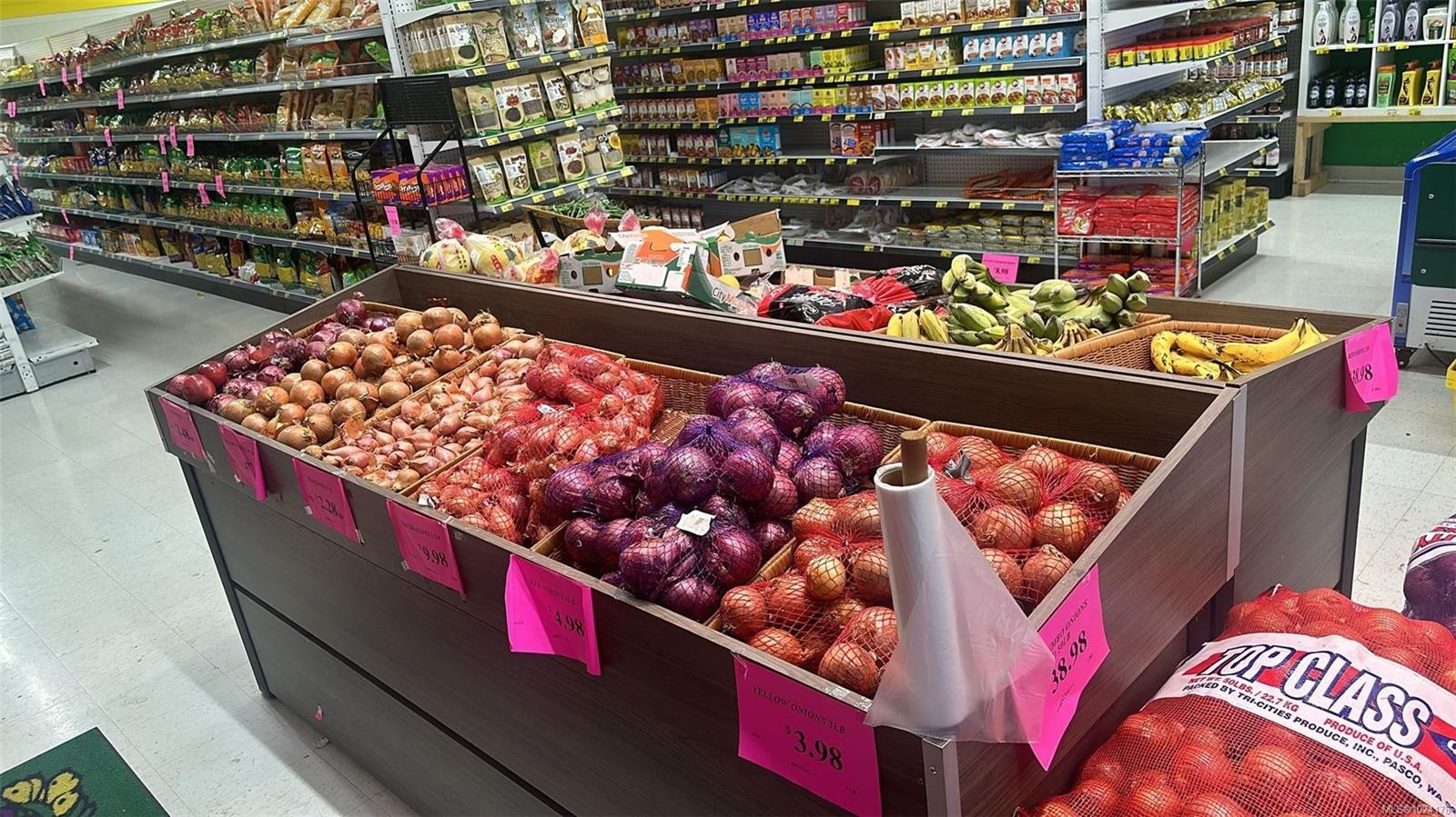 A-2885 Cliffe Ave, Courtenay, BC