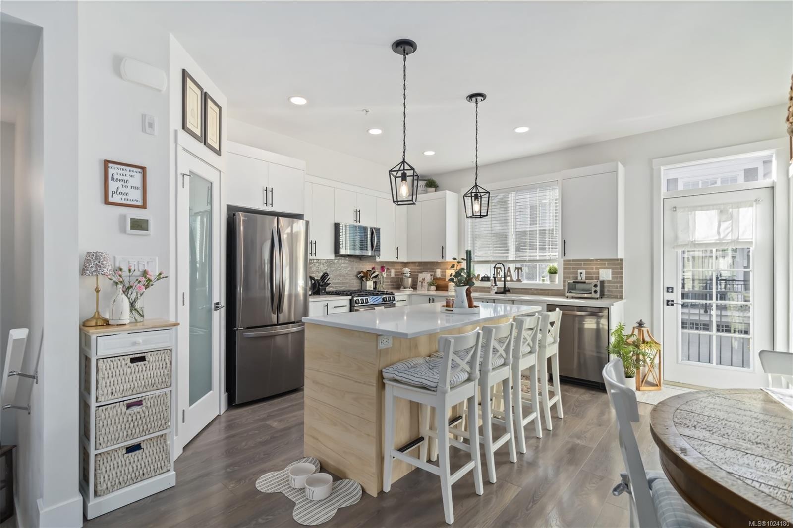 110-3501 Dunlin St, Colwood, BC