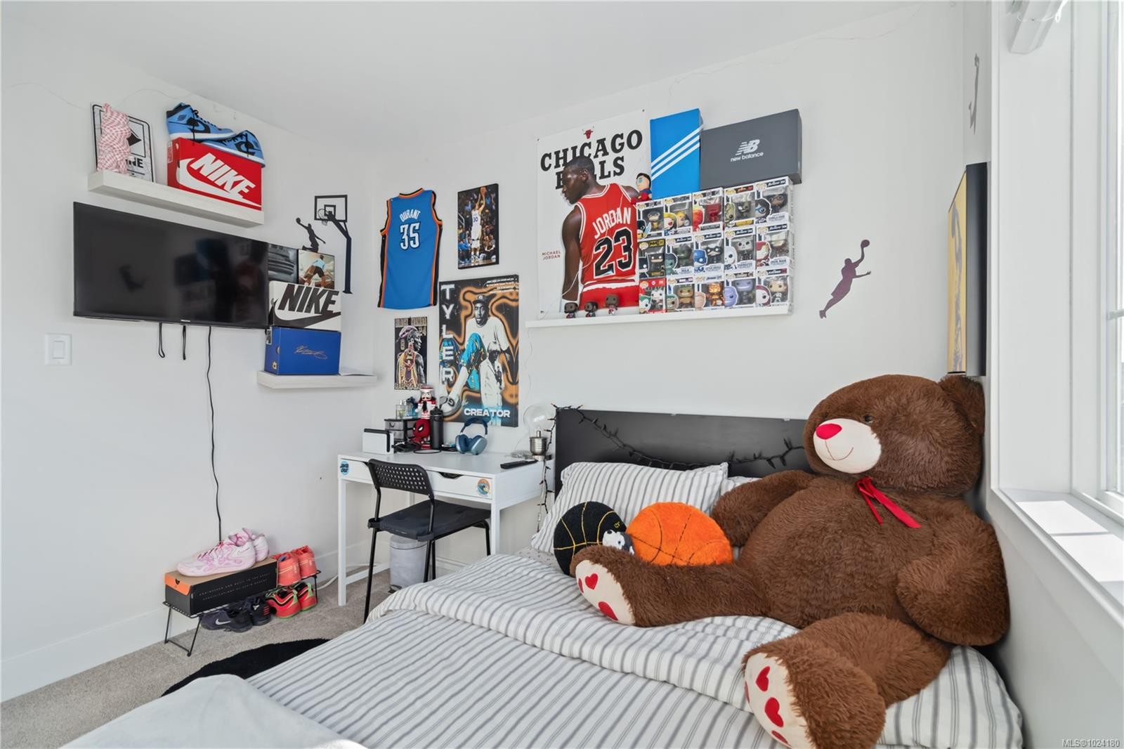 110-3501 Dunlin St, Colwood, BC