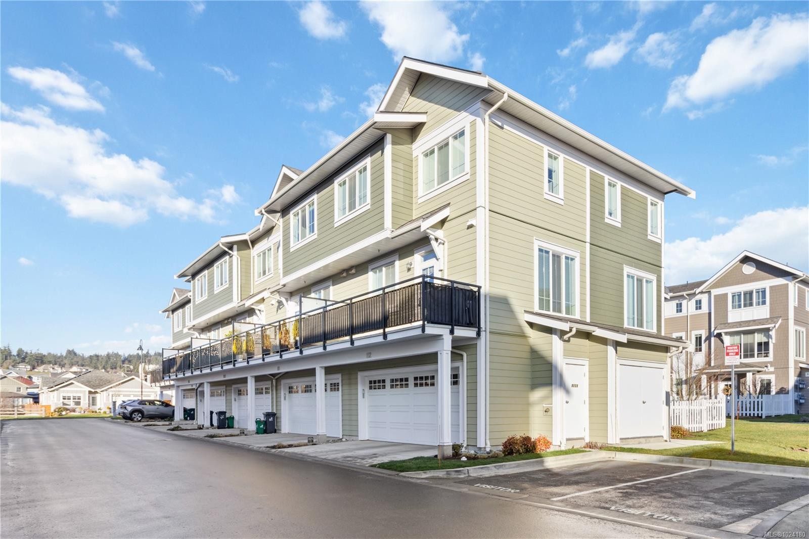 110-3501 Dunlin St, Colwood, BC