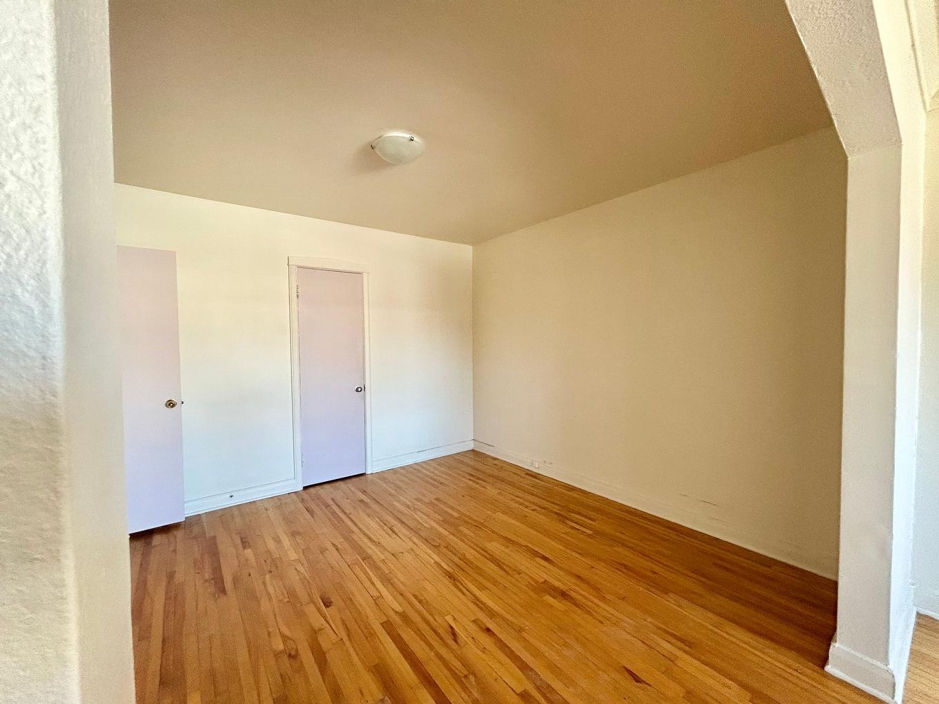 Primary bedroom - 98A 9E Avenue, Montréal (Lasalle), QC - Indoor Photo Showing Other Room