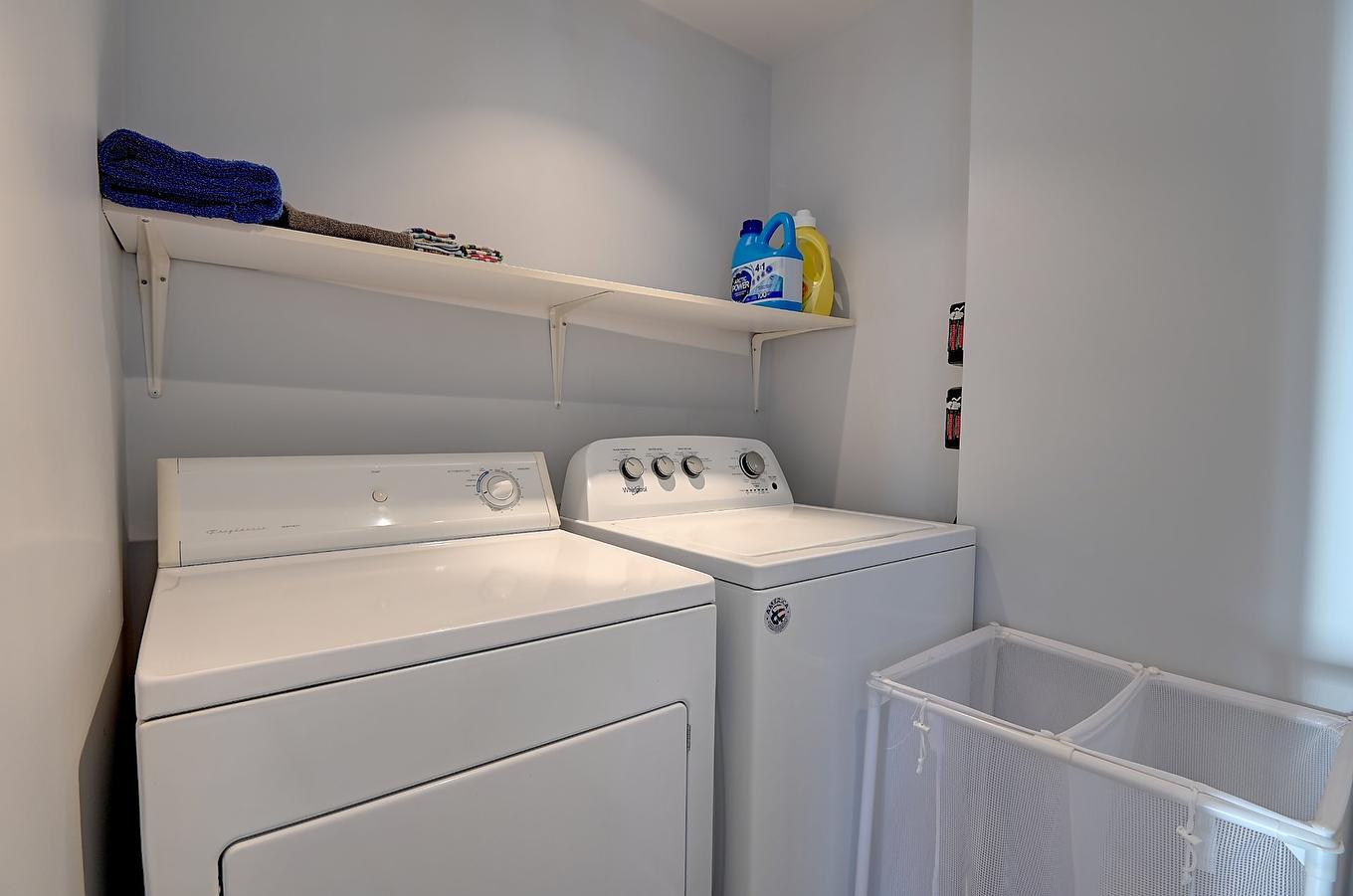 Salle de lavage - 1275 - 1283 Route 343, Sainte-Marcelline-De-Kildare, QC - Indoor Photo Showing Laundry Room