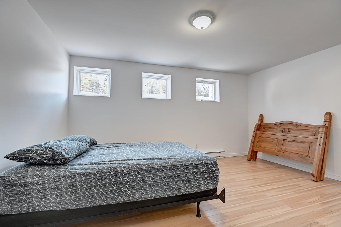 Chambre à coucher principale - 1275 - 1283 Route 343, Sainte-Marcelline-De-Kildare, QC - Indoor Photo Showing Bedroom