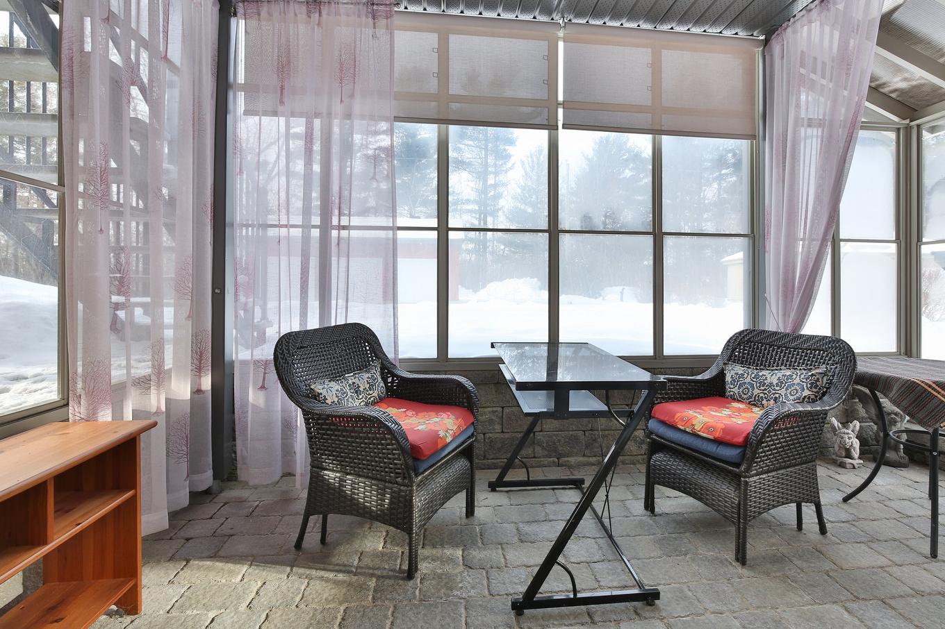 Solarium/Sunroom - 190 Rue Des Échevins, Saint-Jean-Sur-Richelieu, QC - Indoor Photo Showing Other Room