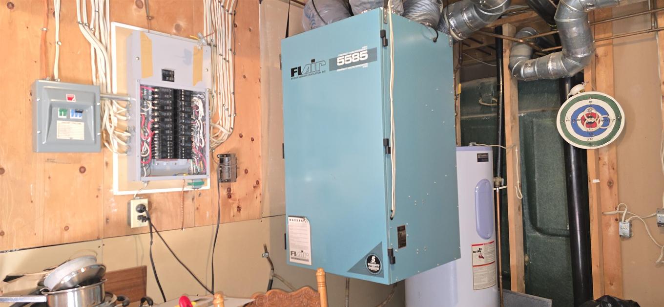 663 Barrie Dr, Oliver Paipoonge, ON - Indoor Photo Showing Basement