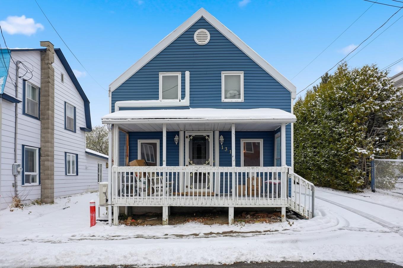Façade - 131 Rue Lefebvre, Gatineau (Buckingham), QC - Outdoor With Deck Patio Veranda With Facade