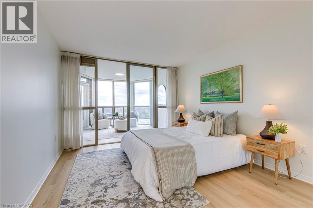 5080 Pinedale Avenue Unit# 902, Burlington, ON - Indoor Photo Showing Bedroom