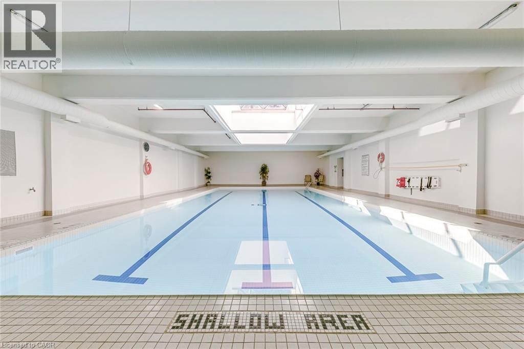 5080 Pinedale Avenue Unit# 902, Burlington, ON - Indoor Photo Showing Other Room