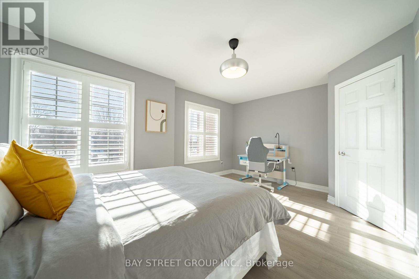 995 Nellie Little Crescent, Newmarket, ON - Indoor Photo Showing Bedroom