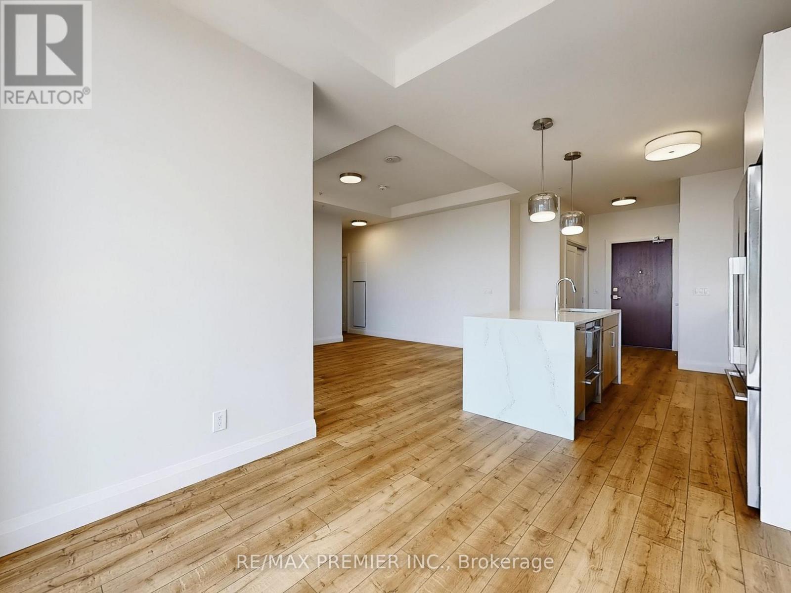 2003 - 500 Brock Avenue, Burlington, ON - Indoor Photo Showing Kitchen