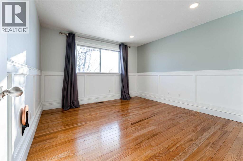 640 54 Avenue W, Claresholm, AB - Indoor Photo Showing Other Room