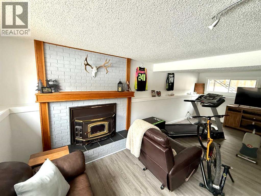 28045 Twp Rd 384, Rural Red Deer County, AB