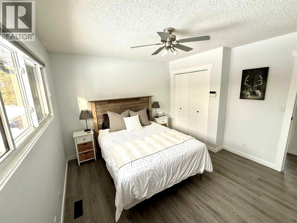 28045 Twp Rd 384, Rural Red Deer County, AB