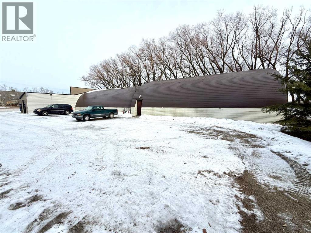 28045 Twp Rd 384, Rural Red Deer County, AB