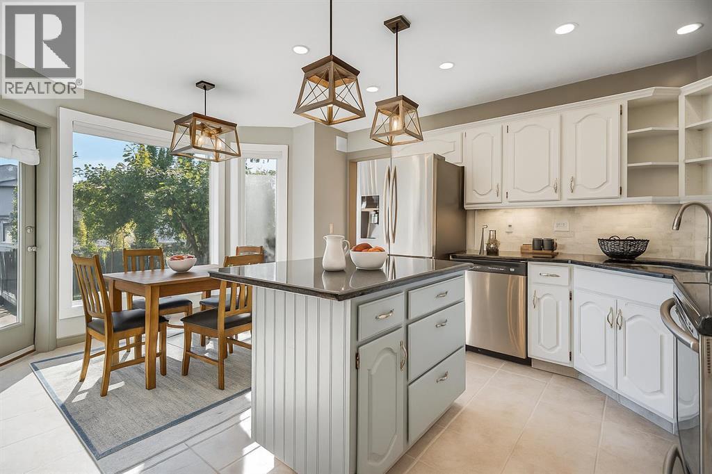 107 Wood Valley Drive Sw, Calgary, AB - Indoor