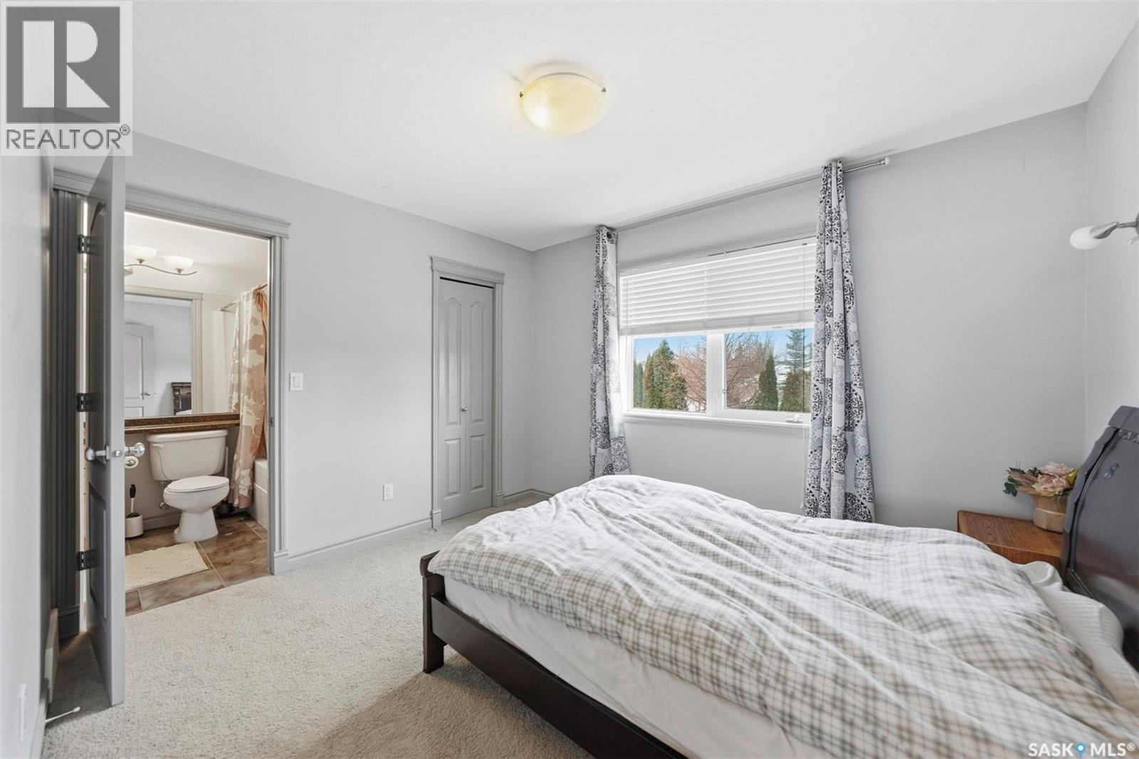 218 Brookshire Crescent, Saskatoon, SK - Indoor Photo Showing Bedroom