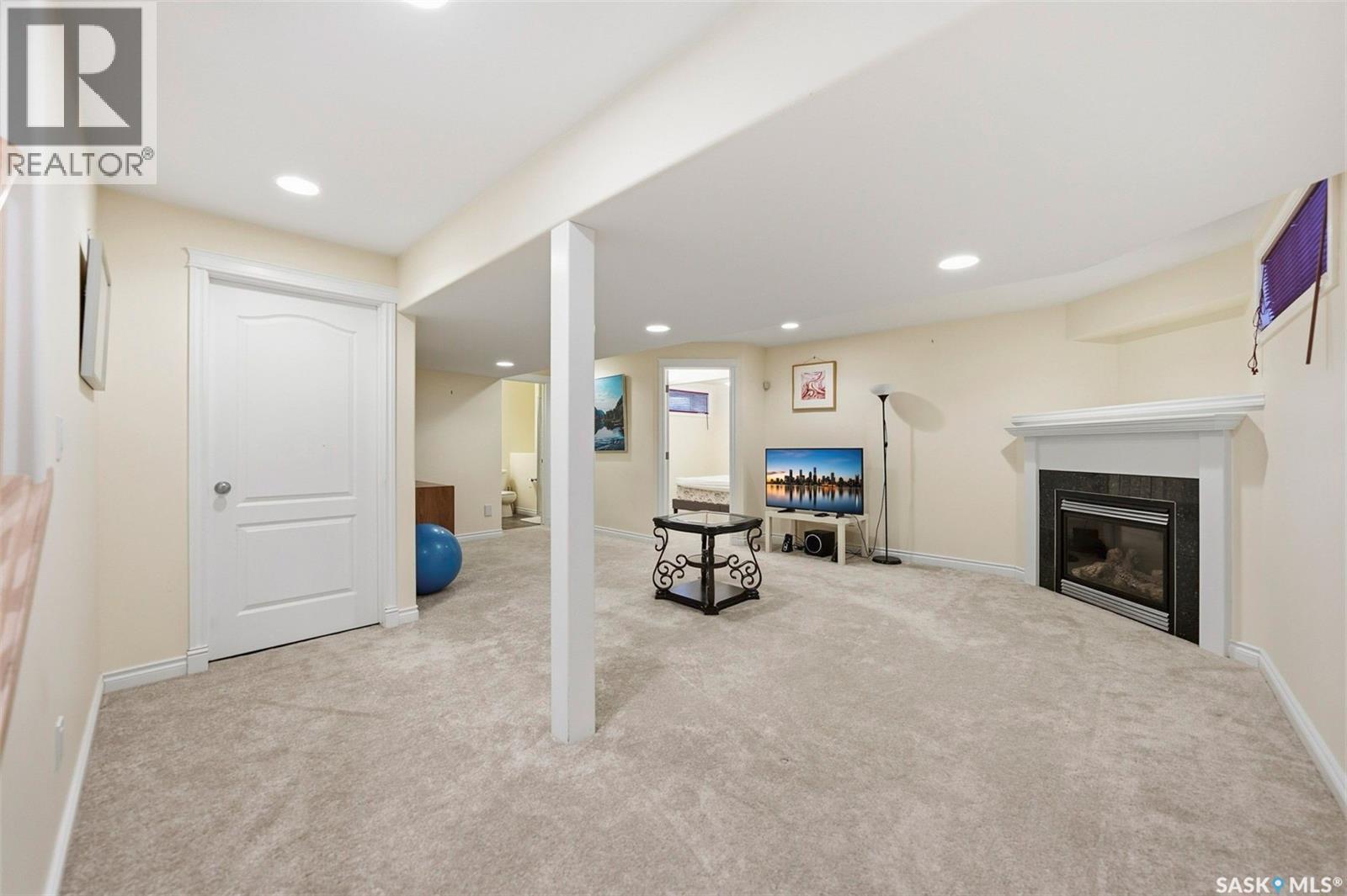 218 Brookshire Crescent, Saskatoon, SK - Indoor With Fireplace