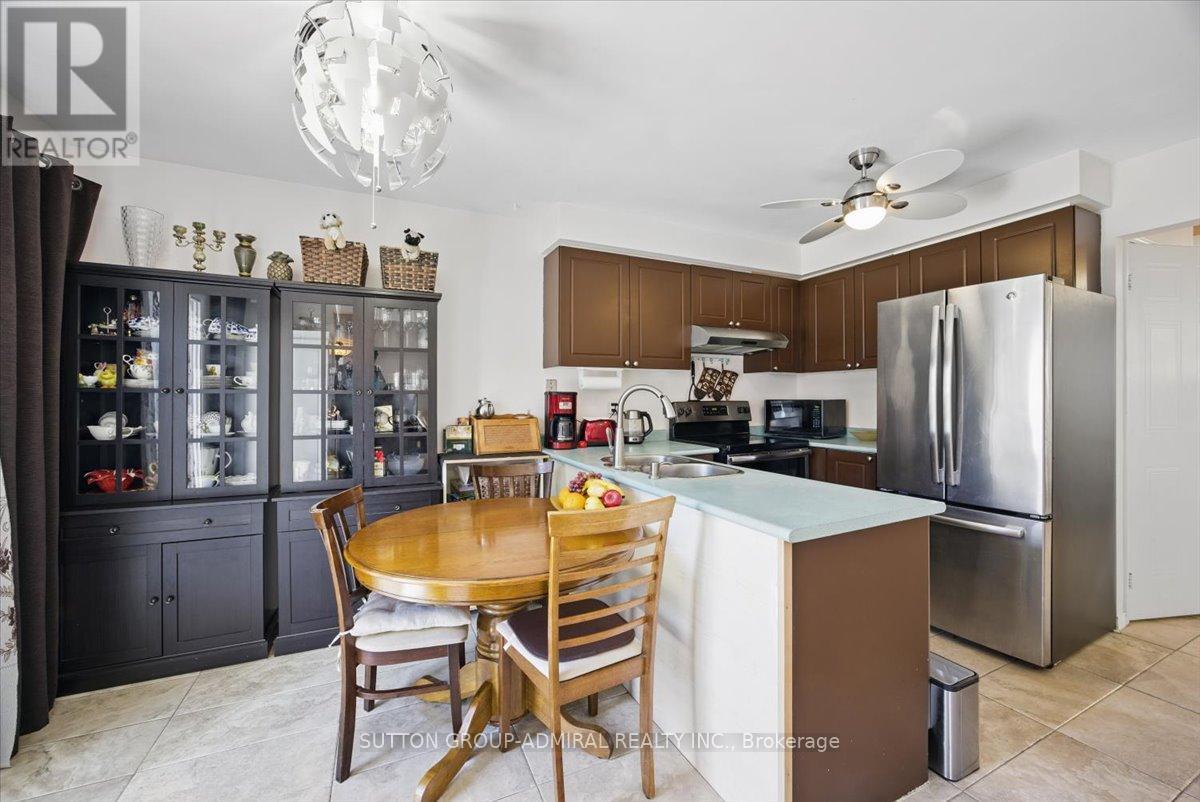 95 Athabaska Road, Barrie, ON - Indoor