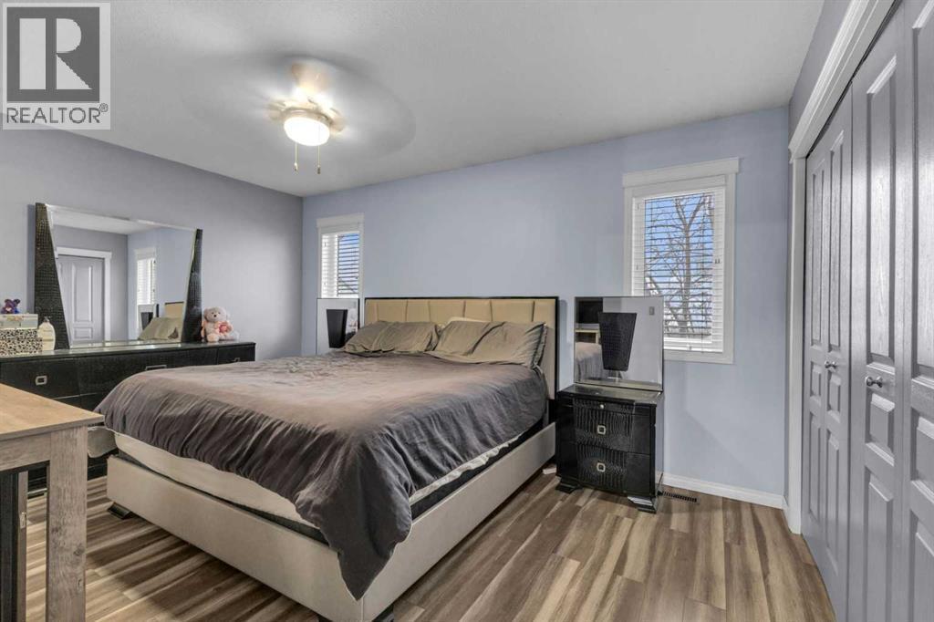 157 Kidd Close, Red Deer, AB - Indoor Photo Showing Bedroom