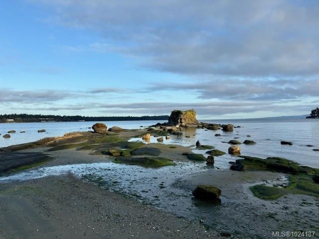 613-1600 Stroulger Rd, Nanoose Bay, BC